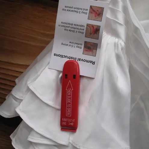 Mac Duggal 49524 Womens White Cut Out Asymmetrical Ruffled Gown Dress