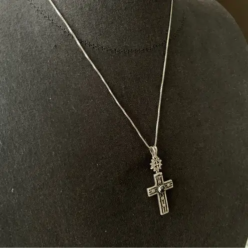 Sterling Silver Gothic Sunburst Top Cross Pendant Necklace Hinge 22” VTG garnet