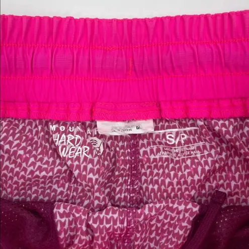 Mountain Hardwear  Shorts Pink Print Gorpcore Athletic Hiking Outdoor SZ Small