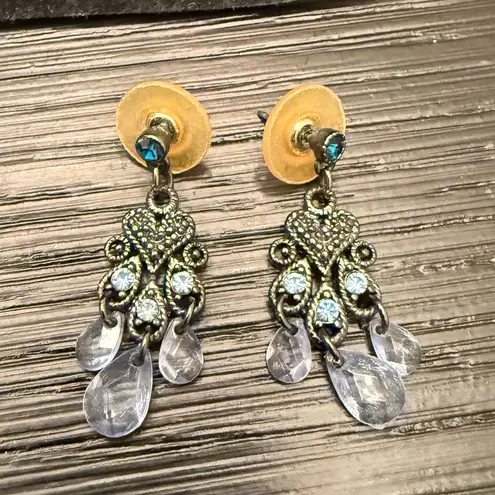 Vintage Avon N R Blue Flower Dance Necklace & Earrings 18”