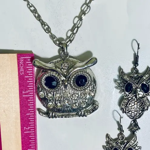 NEW Cute vintage Owl necklace and earrings gift set Silver