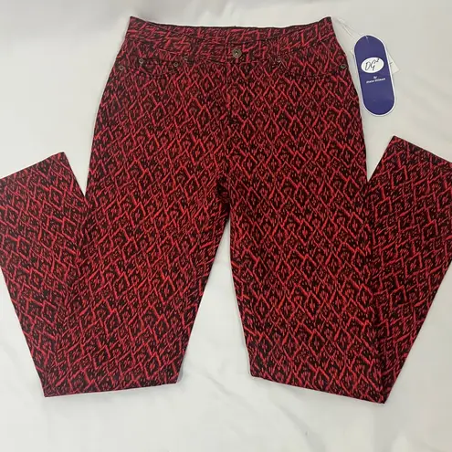DG2 by Diane Gilman Black and Red Geo Patterned Straight Leg Jeans size 2