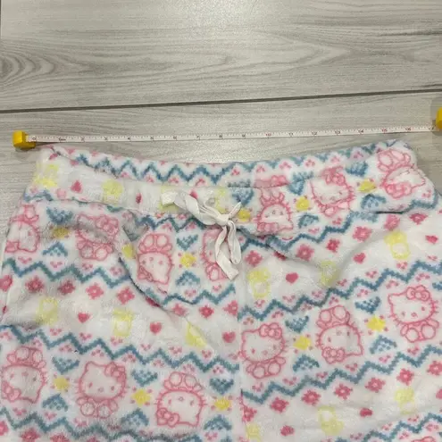 Sanrio NWOT  Hello Kitty spring Easter themed fuzzy pajama shorts size large thumbnail 3