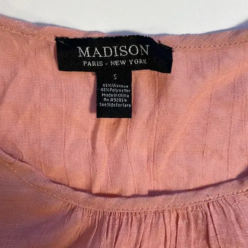 Madison Loose Fit Gauzy‎ 3/4 Sleeve Crochet Floral Pleated Neckline Pink Top S