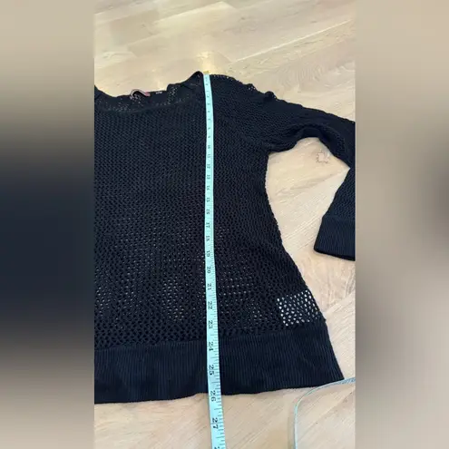 525 America lightweight black sweater MEASUREMENTS