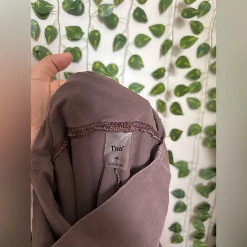 women’s TNA aritzia leggings brown size XS