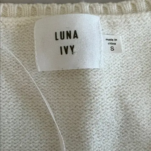 Luna Ivy Cropped Knit Strawberry Sweater Size Small NWT Pink