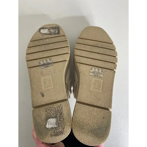 Naturalizer Cream Leather Sherpa Fur-Lined Buckle Clogs Mules Women's Size 9 - Image 5