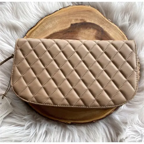 NWT HOBO Cole Quilted Leather Clutch Tan