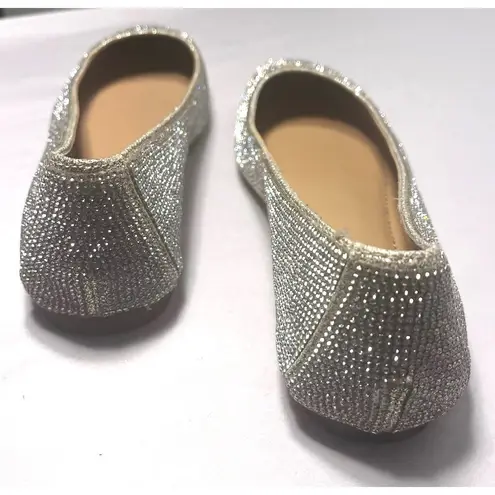 NWOB I.N.C. International Concepts Juney Rhinestone Flats zt. 7 Silver