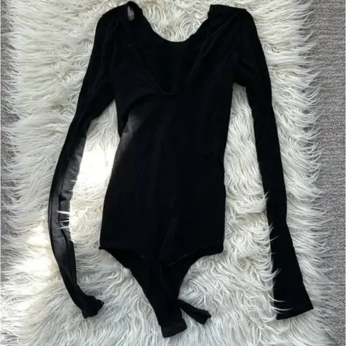 Commando  Seamless Black V-Neck Bodysuit