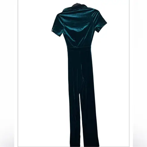 NWT Peachy Den Emerald Velvet Kernel Jumpsuit Size XS Green