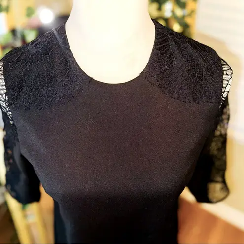 Nha Khanh Black Lace Arm Shift Dress