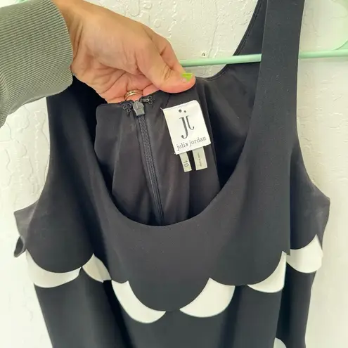 Julia Jordan Sleeveless Tank Scallop Shape Sheath Black White Dress Size 10