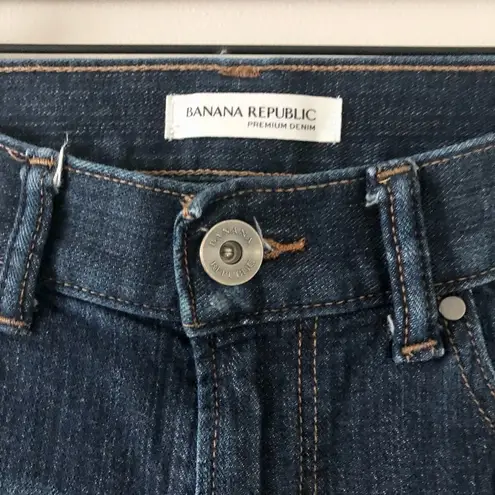 Banana Republic  Boyfriend Denim in Y2K Distressed Dark Wash - Size 29