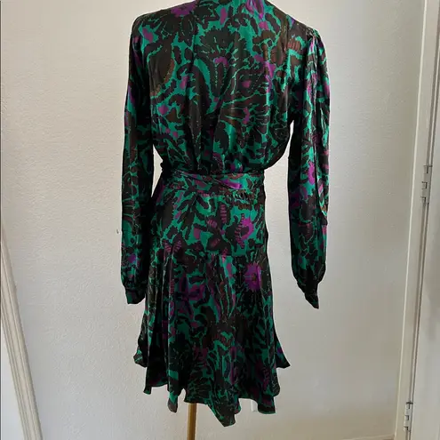VELVET Graham & Spencer Bridget printed Wrap satin minidress, Multi, Medium, NWT Green