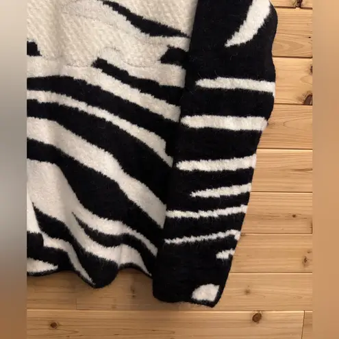 Gauge81 Size Medium Angora Wool Mohair Blend Zebra Turtleneck Tunic Sweater Black