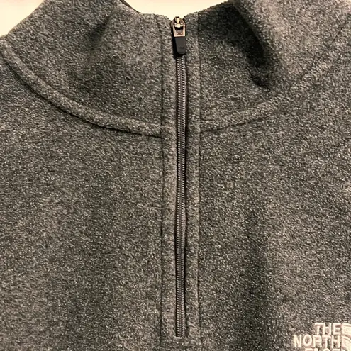 The North Face  Quarter Zip Gray Pullover