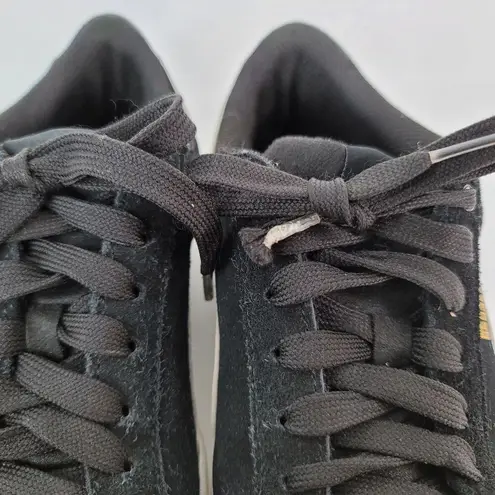 Puma  Vikky Womens Size 7 Black Low Top Sneakers Suede Shoes 362624-02