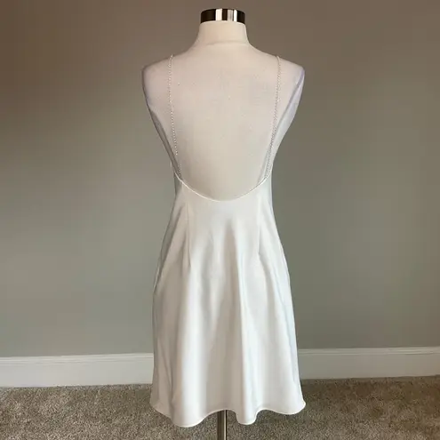 Aidan Mattox Satin Backless Beaded Mini Shift Cocktail Party Dress White Size 10 - Image 2