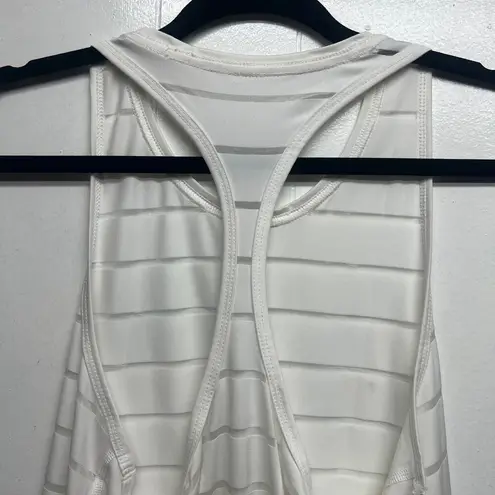 Women's Scoop Neck Racerback Tank Top Size Small Lightweight Activewear Training White