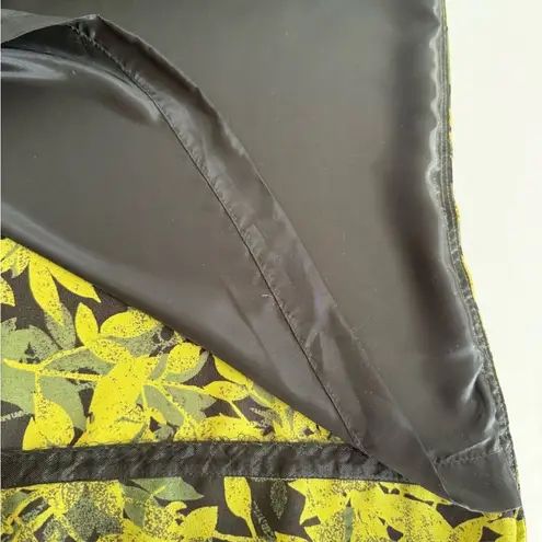 Jones Wear Green and Black Sarong Wrap Skirt