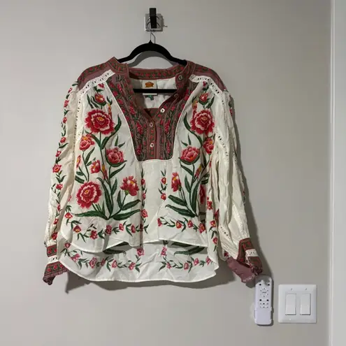 Farm Rio Off-White Ainika Delicate Blouse Embroidered Women’s Size M Eyelet