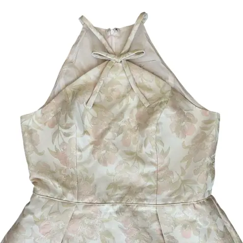 Gal Meets Glam Women’s Evelyn Sea Holly Jacquard Pink Floral Halter Neck Dress