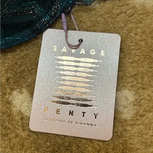 Savage X Fenty NWT Shining Star Embroidered Unlined Demi Bra women’s size 34C Blue