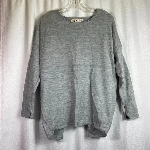 8 Red Butterflies Open Lower Back Sweater Gray Large