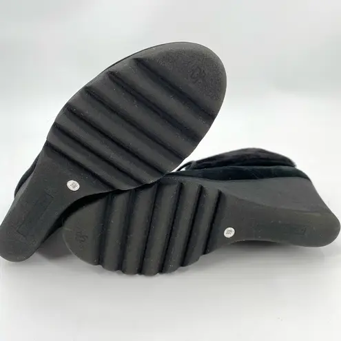 Donald Pliner Donald J Pliner Boots Women’s Sz 9.5 MAXXI Wedge Heeled Faux Fur Booties Black