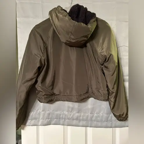 Full Tilt Women’s olive fleece lined jacket with hood