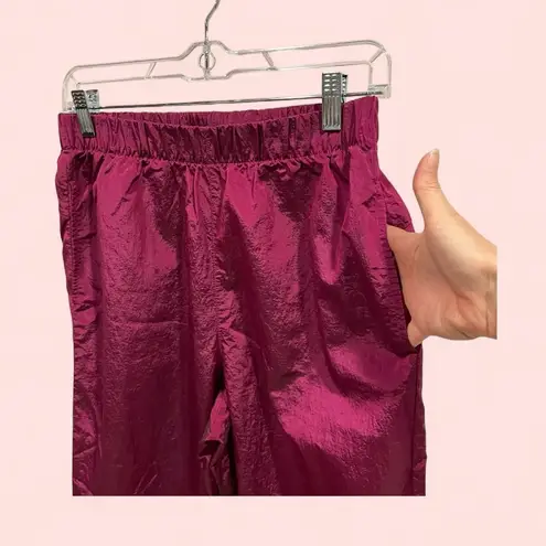 Gap  fit magenta nylon parachute warm up pants lightweight elastic waist cuffs
