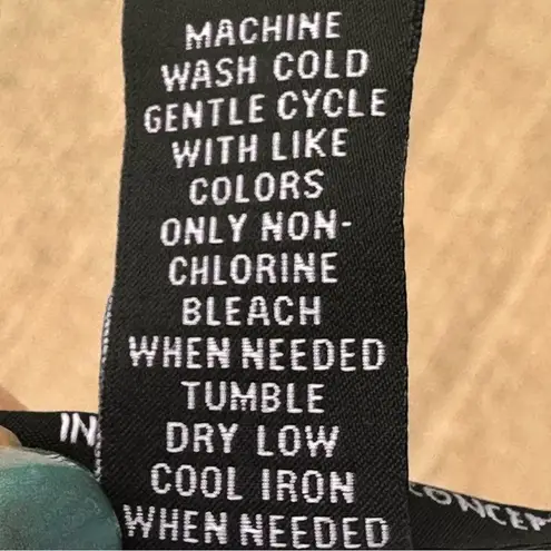 INC International Concepts White with Velvet Flowers Bomber Jacket Size L