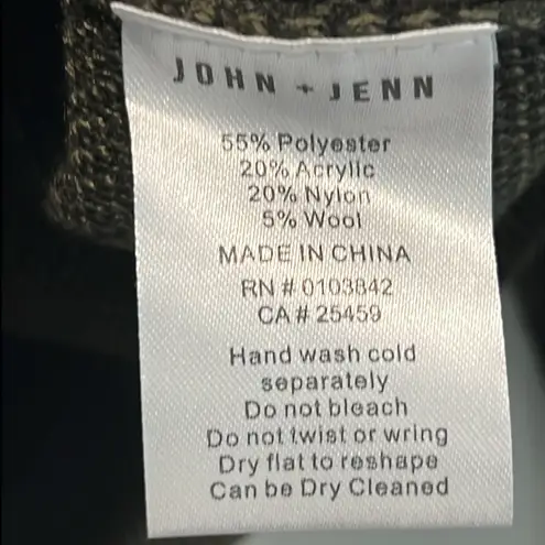 John + Jenn Fitz Camo Sweater Small Green Deep V Neck Wool Blend Long Sleeves