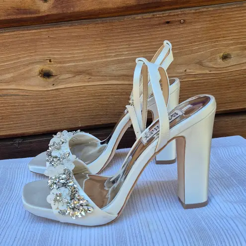 Badgley Mischka Alexa Embellished Block Heel Shoes
