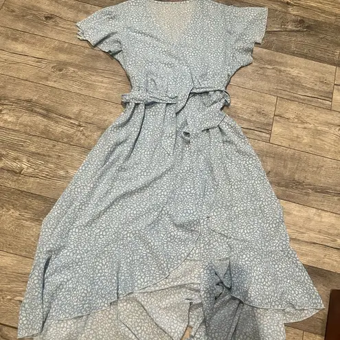 Blue & White Womens V