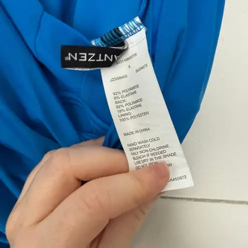 Jantzen Women’s 8 Blue One Piece Swim