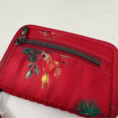 Lug Red Quilted Wristlet Bag with Floral Design