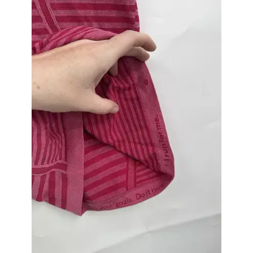 Lululemon Swiftly Tech Tee Women 6 Berry Heathered Athletic Yoga Running Workout Pink
