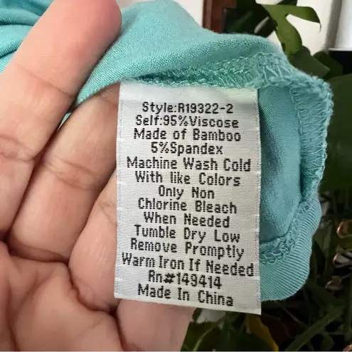 Johnny Was Viscose Bamboo T-Shirt teal Women’s SIZE MEDIUM elevated basic casual - Image 4