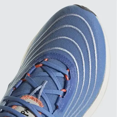 Adidas Supernova 2.0 x Parley Running Shoes
Sz 5,5 Blue