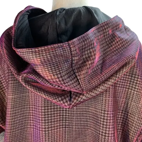 Koral | NWOT | Small | Mantra Impression Holographic Shiny Pink Plaid Hoodie