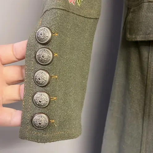 Aratta Silent Journey Multi Blend Sleeve Floral Embroidered Cherish Coat