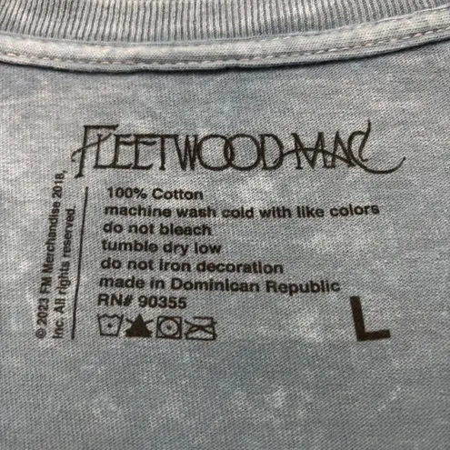 Fleetwood Mac Dapper Penguins Rock Band Mineral Wash T-Shirt Size Large