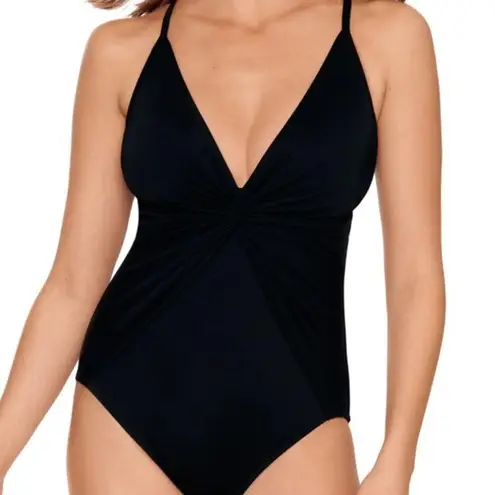 Time and Tru Women's and Women's Twist Knot One Piece Swimsuit size M NWT Black Size M