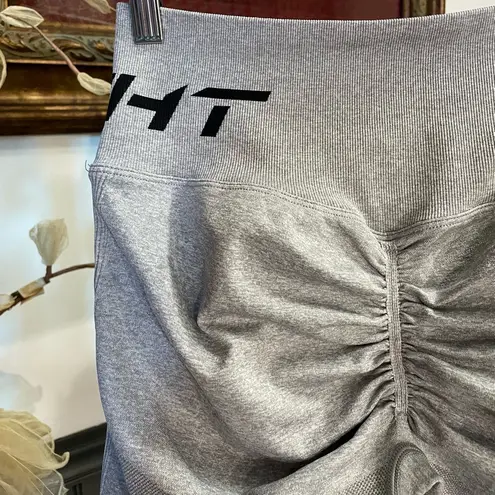 ECHT Arise Scrunch Butt Heather Gray Bike Shorts - Sz L ๐งก๐