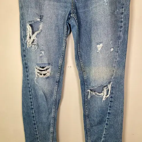 BDG  Slim Boyfriend Ripped Jeans