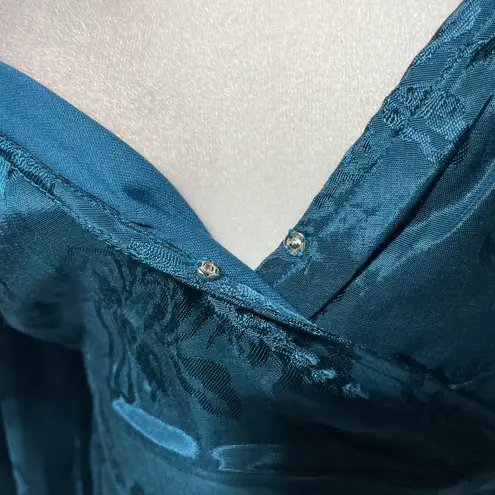 Band Of The Free New Floral Faux Wrap Long Sleeve Crop Top Deep Teal Size Medium