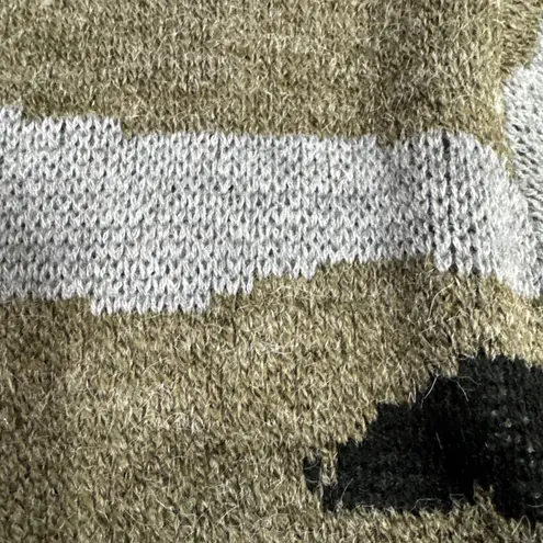 Womens Fuzzy Knit Pullover Sweater Sz S Crew Neck Long Sleeve Camo By Shop Wanna Green